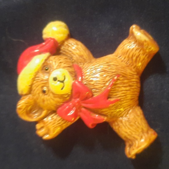Jewelry - HOST PICK *Festive fashion posh party! Vintage Christmas Pin
